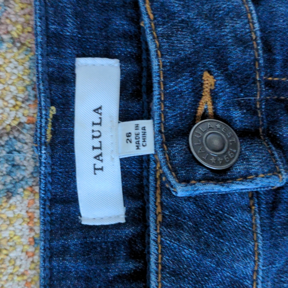 Talula Okinawa Low Rise Short - Picture 3 of 4